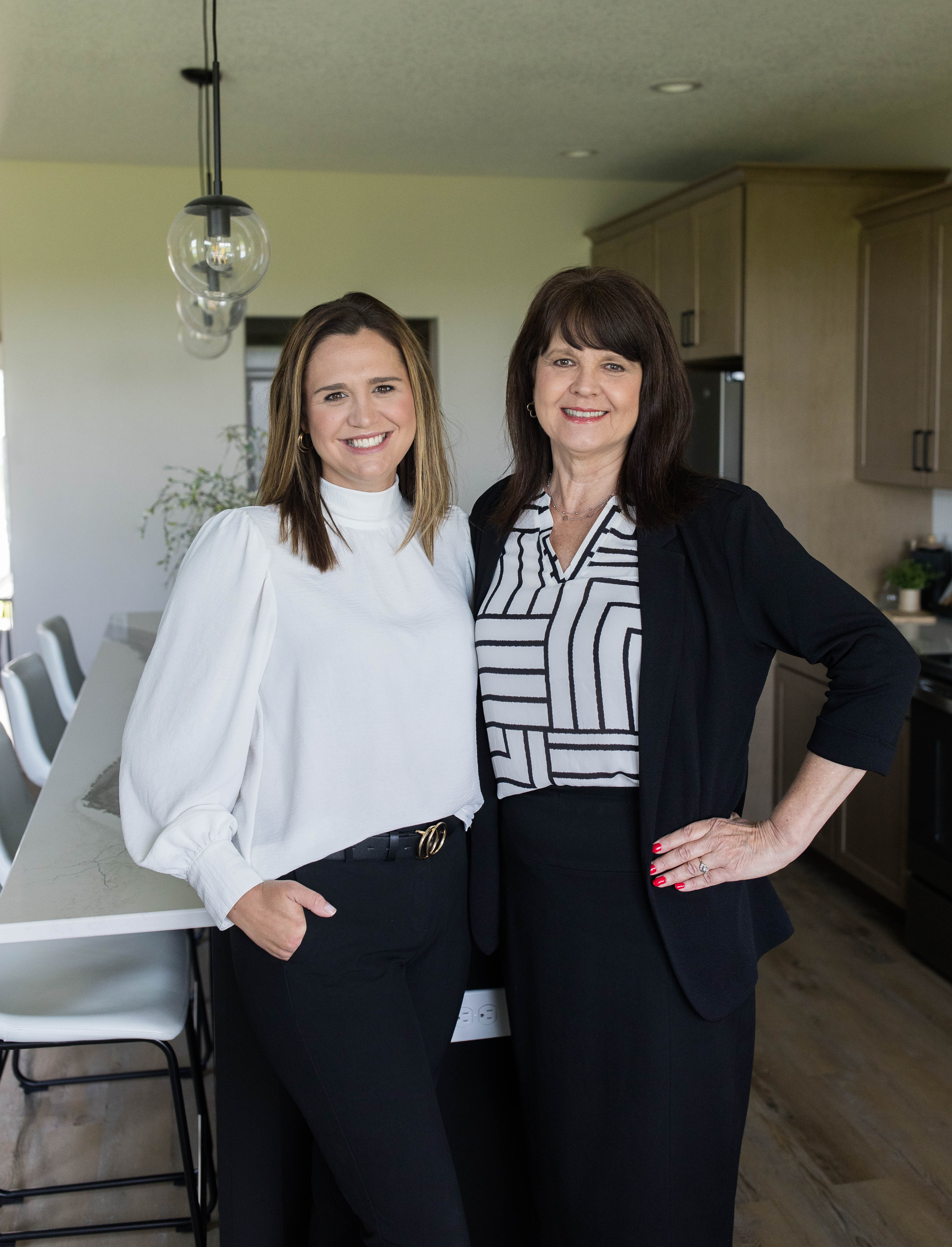 Photo of Janae Nuss & Sue Willett